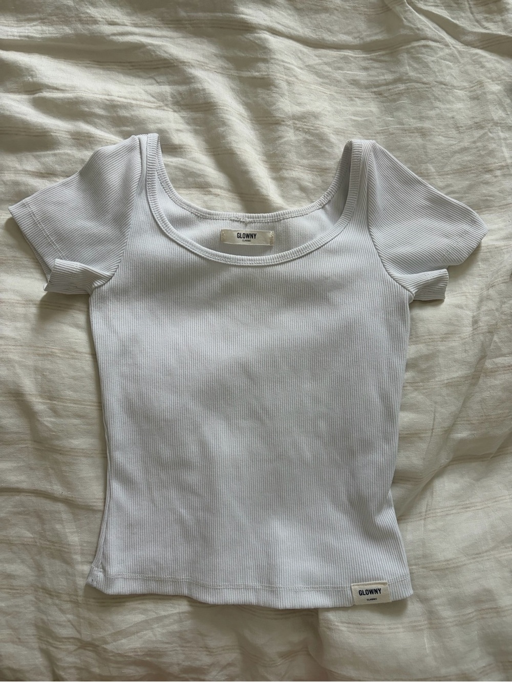 Glowny White Ribbed Scoop Neck Top